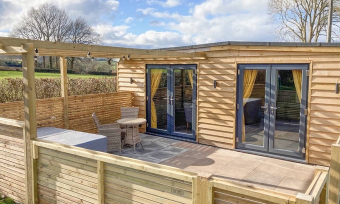 Westbrook Court Cottage | Swallow Lodge - UK42540
