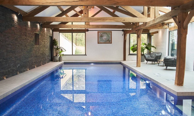 Lower Ashton Apartment | Swallows End - Bolthole with hot tub, pool and sauna