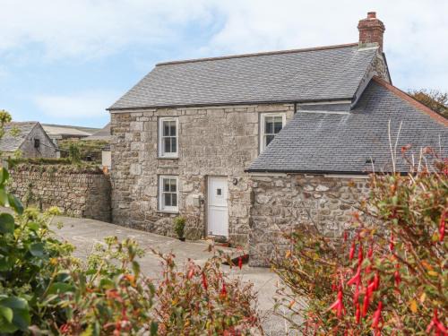 Morvah House | Swallows Nest