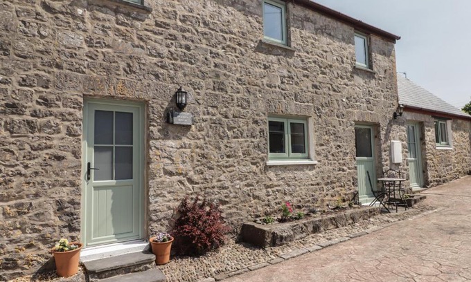 Kilgetty House | Swallows Retreat