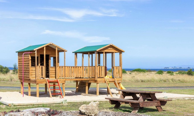 Swan Bay Hotel | Swan Bay Holiday Park