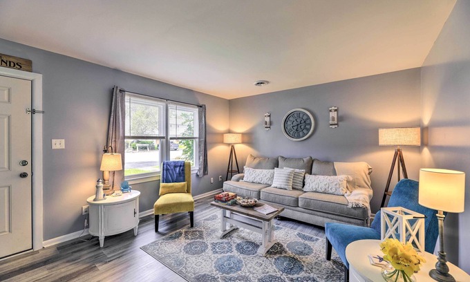 Swansboro House | Swansboro Coastal Home < 3 Mi to State Park!