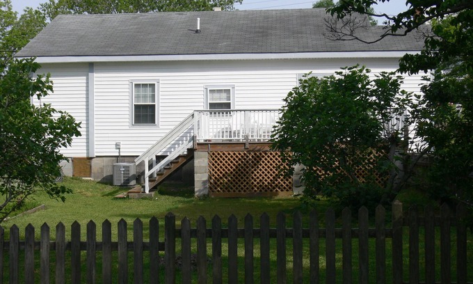 Swansboro Cottage | Swansboro Historic District -Walk To The Water/Restaurants