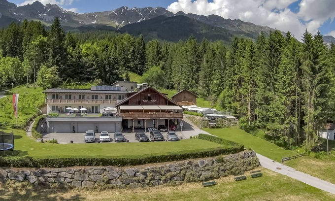 Innsbruck City Centre Hotel | Sweet Cherry Boutique & Guesthouse Tyrol