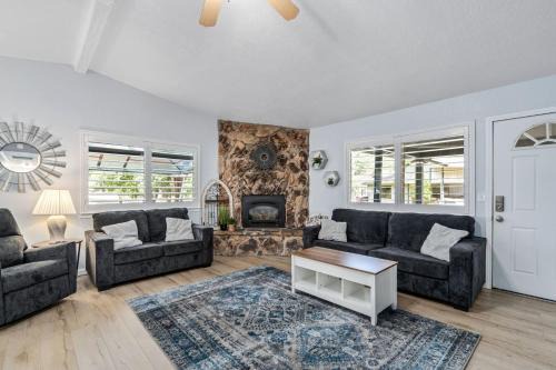 Groveland House | Sweet Haven - Home with EV Charger near Yosemite
