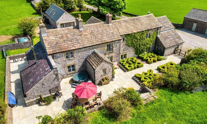 Peak District National Park House | Sweet Knoll Farm