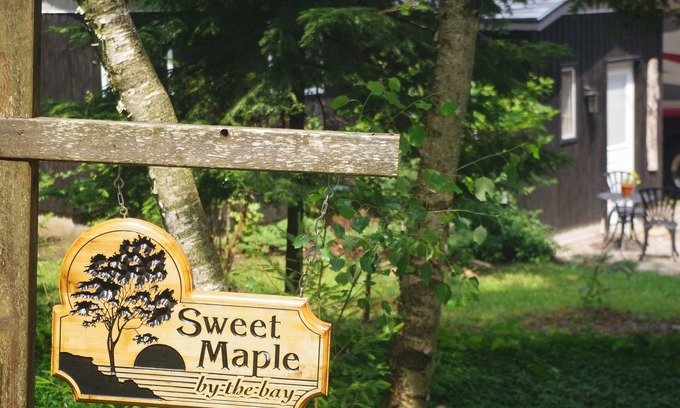 Lion's Head Cottage | Sweet Maple B.T.B - Cozy Cottage On Georgian Bay In Very Private Cape Chin South