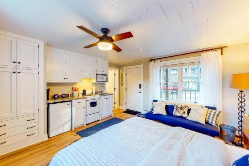 Ludlow Hotel | Sweet Retreat