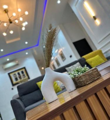 Surulere Apartment | Sweet Serenity with Lagos View
