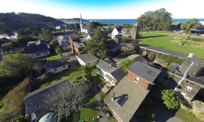 Mendocino Hotel | Sweetwater Inn and Spa