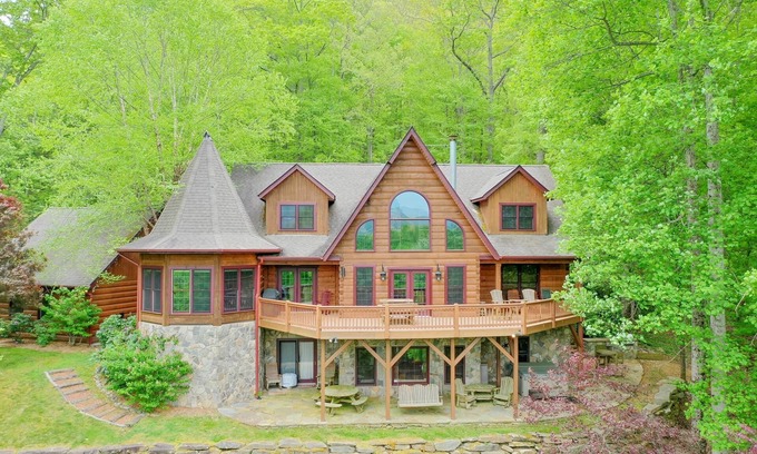 Canton House | Sweetwater Lodge - Luxury Log Cabin Rental