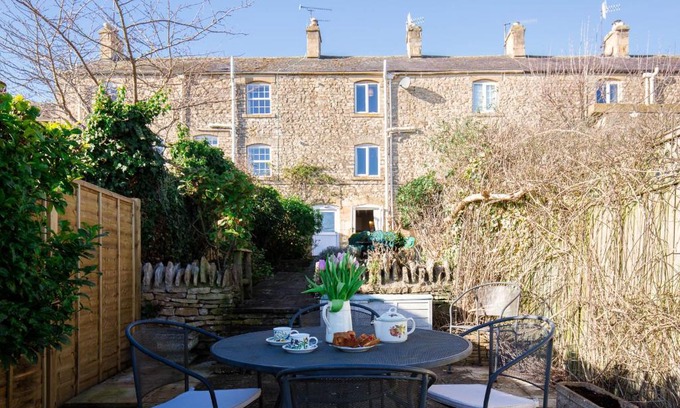 Blockley House | Swift Cottage