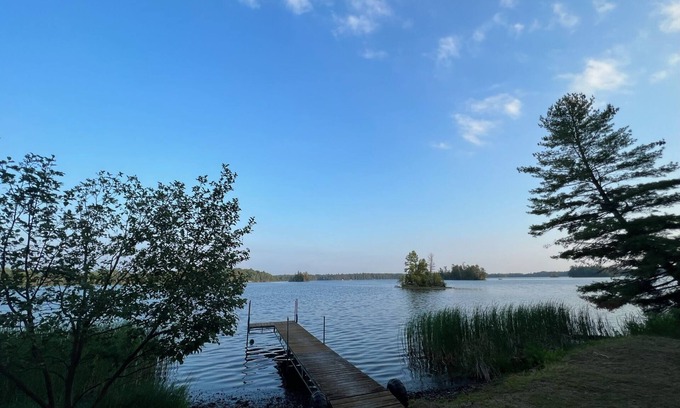Hayward Cabin | Swim/Fish/Kayak at Frost Glow Lodge on Spider Lake!