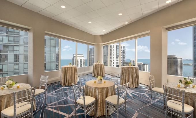 Near East Side Hotel | Swissotel - Chicago
