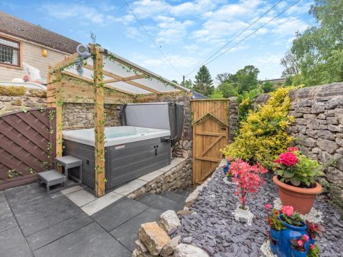 Matlock House | Sycamore Cottage