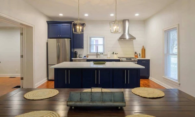 Three Oaks House | Sycamore Suites-Entire Home Steps from Journeyman