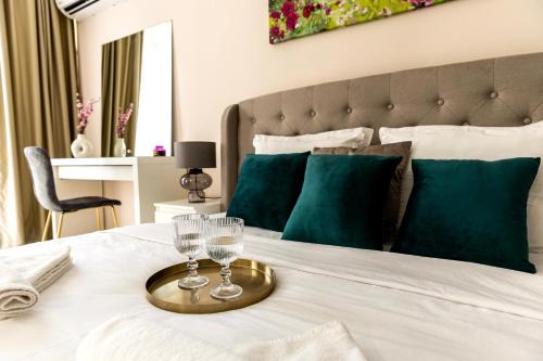 Saints Constantine and Helena Apartment | Symphony Flora