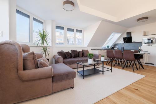 Neulerchenfeld Apartment | SYMPHONY Apartments 40 - Modern Loft with Terrace and Grill in Central Location