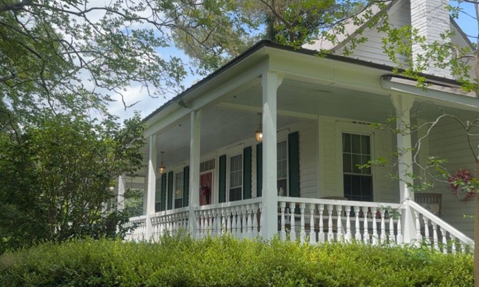 Ruffin Other | t“Authentic 1890s Farmhouse for Antique Lovers & History Buffs”