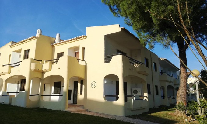 Alvor Apartment | T1 Quinta Nova H4 / Alvor