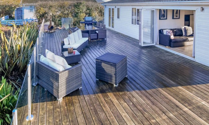 Mynytho Ski Chalet | T16 The Warren in the beautiful Pwllheli