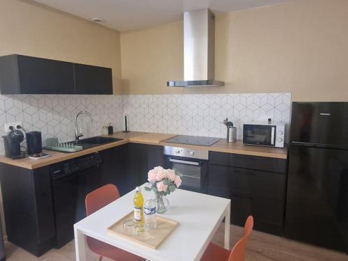 Besancon Apartment | T2 cosy 35 m2- centre historique Besançon