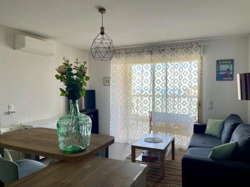 Bastia Apartment | T2 moderne et lumineux, clim, terrasse et vue mer