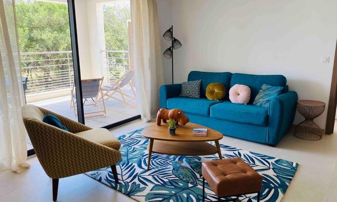 Porto-Vecchio Apartment | T2 neuf 4 personnes avec piscine/terrain tennis