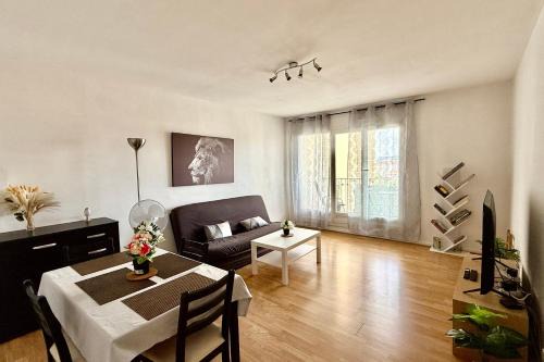 Villeurbanne Apartment | T2 traversant vue Fourvière
