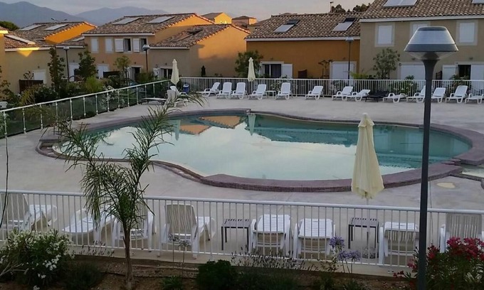 Latour-Bas-Elne House | T3 duplex villa 2.2 km from the beach