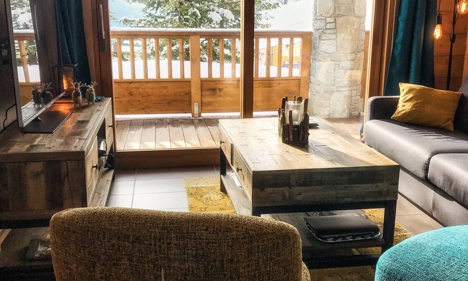 Champagny-en-Vanoise Apartment | T3 rated 4* in the new "les balcons étoilés" residence at the foot of the slopes