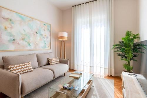 San Vicente Apartment | T83 Torneo Luminoso Apartamento Sevilla Centro