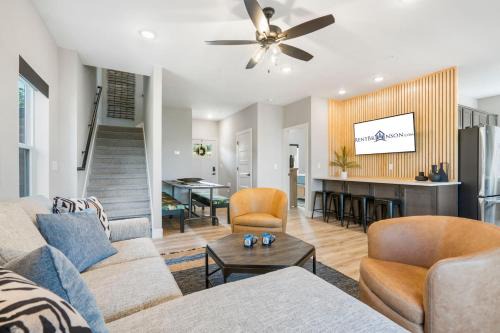 Kimberling City House | Table Rock Lake Views, Free Daily Attraction Tickets, Cmty Amenities w Pools