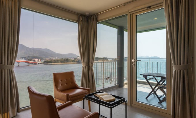 Tongyeong House | Tacet Pension
