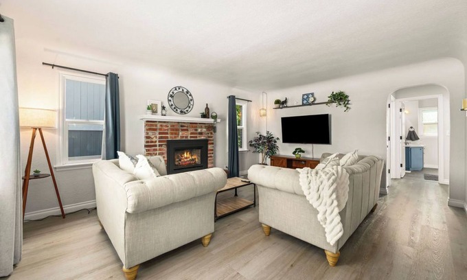 South End House | Tacoma Urban Oasis