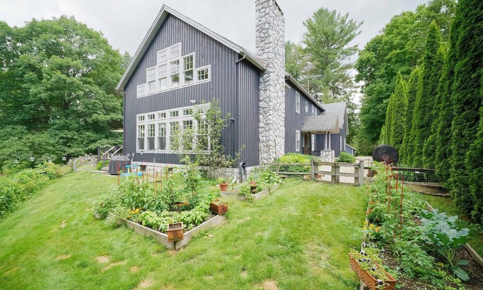 Stockbridge Other | Taggart River House: Modern Luxury Meets Nature: Stunning river views, sleeps 10