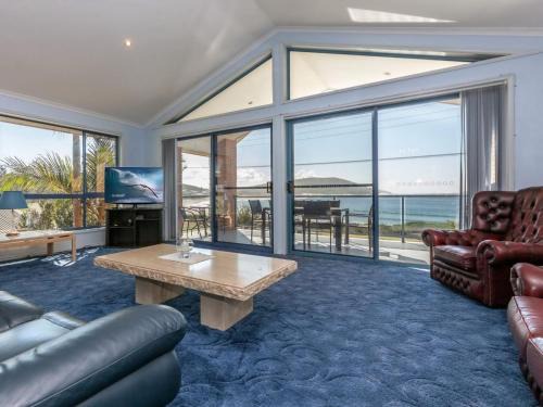 Fingal Bay House | Tah Villa 1 68 Marine Drive