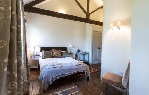 Lincoln Bed & Breakfast | Tailor Room 3