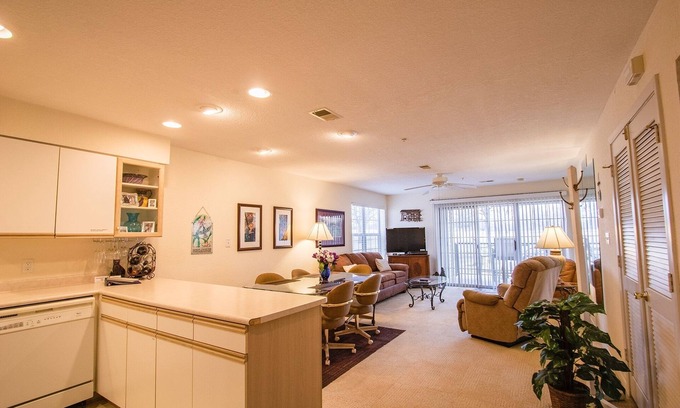 Branson Condo | Take A Holiday 2 Bedroom Condo by RedAwning