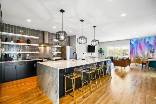 Hadley - Washington House | Taking Care of Business