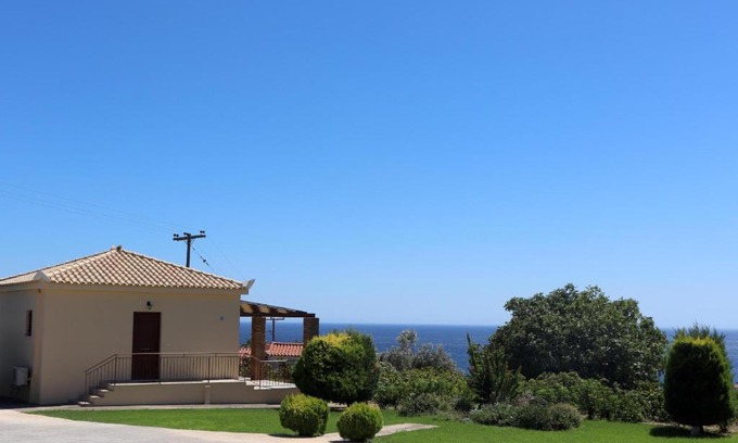 Pylos-Nestoras House | TAKIS BIZOS House 1