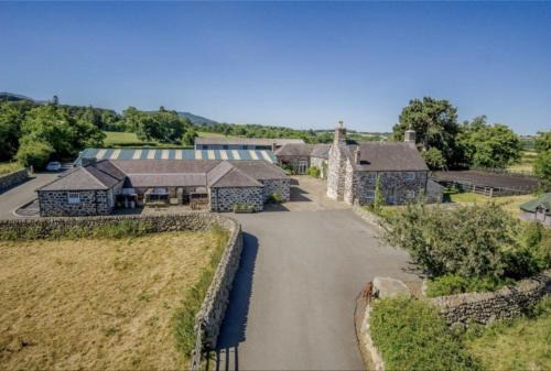 Bangor House | Tal y Bont Barns