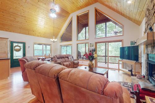 Murphy House | Talking River Chalet