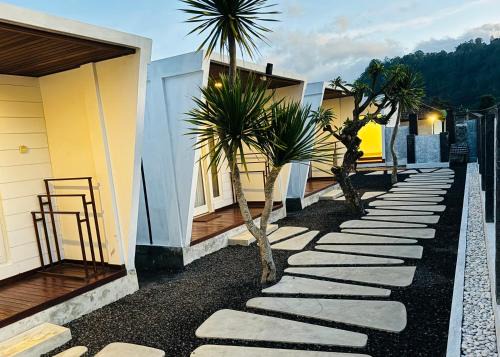 Songan House | Tamalia House