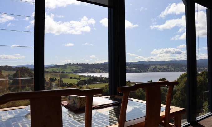 Rosevears Apartment | Tamar Ridge Winery Apartment #7