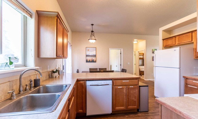 Donnelly House | Tamarack Retreat Summ