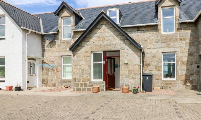 Banff Cottage | TAMMIE NORRIE COTTAGE, family friendly in Banff