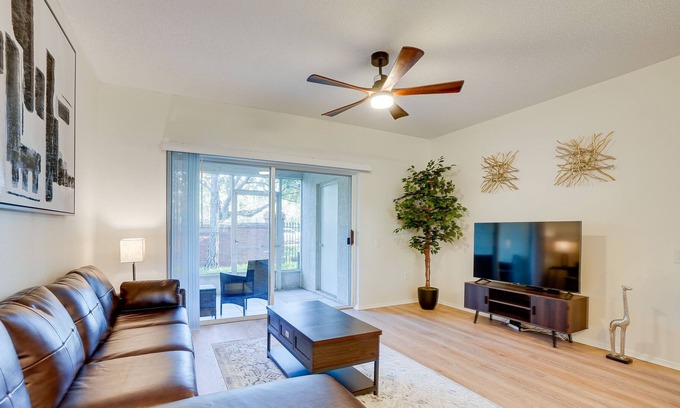 Westchase House | Tampa Vacation Rental Townhome ~ 5 Mi to Beaches!