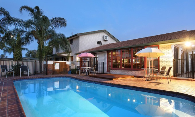South Tamworth Hotel | Tamworth Motor Inn & Cabins