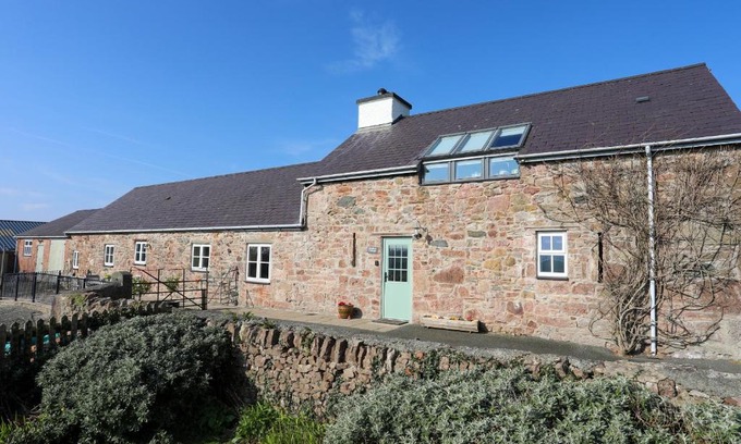 Llanfairpwllgwyngyll House | Tan Twr - Chellow Cottage